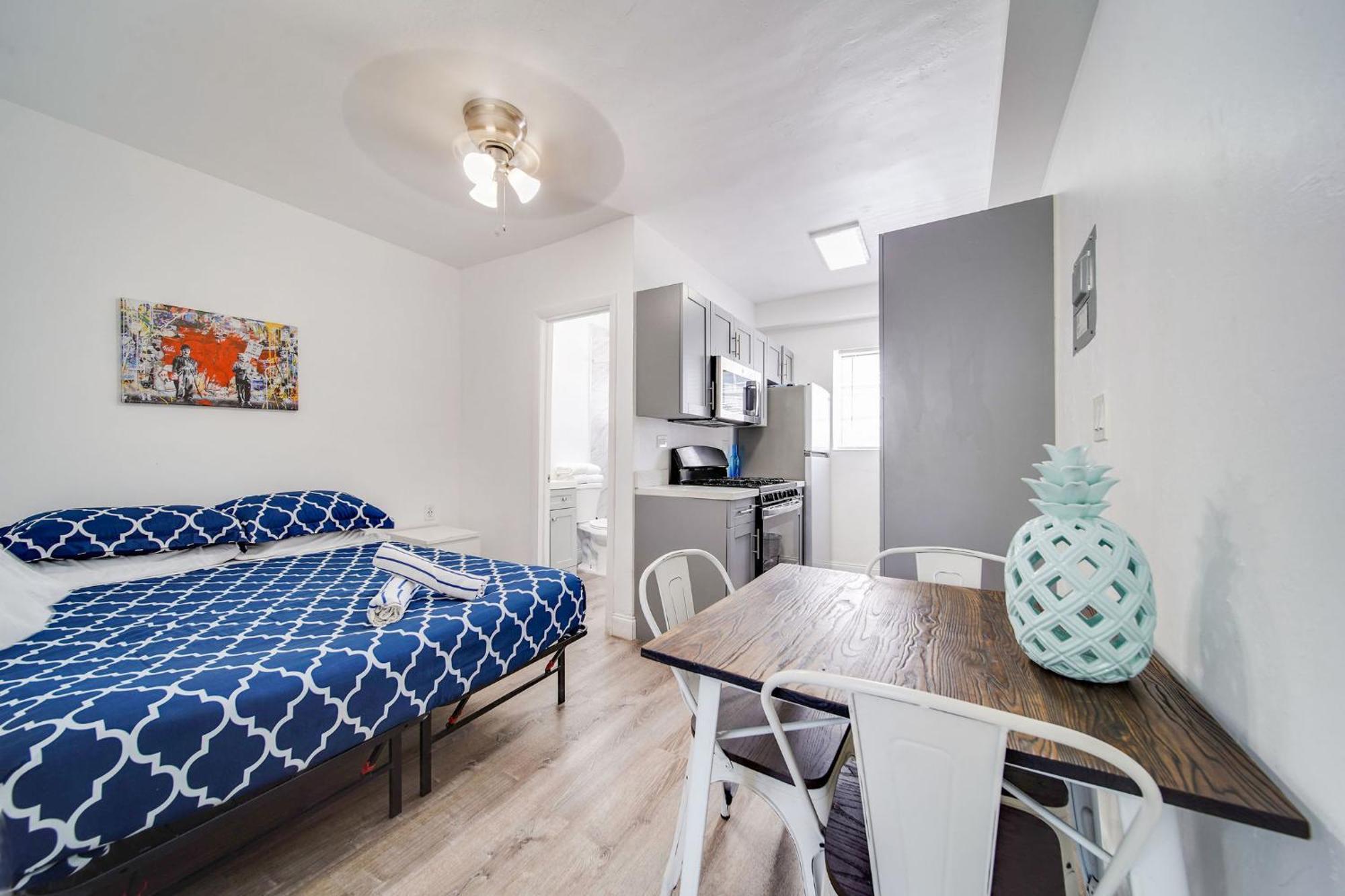 Fun & Value Ocean Dr, South Beach, Steps To Apartamento Miami Beach