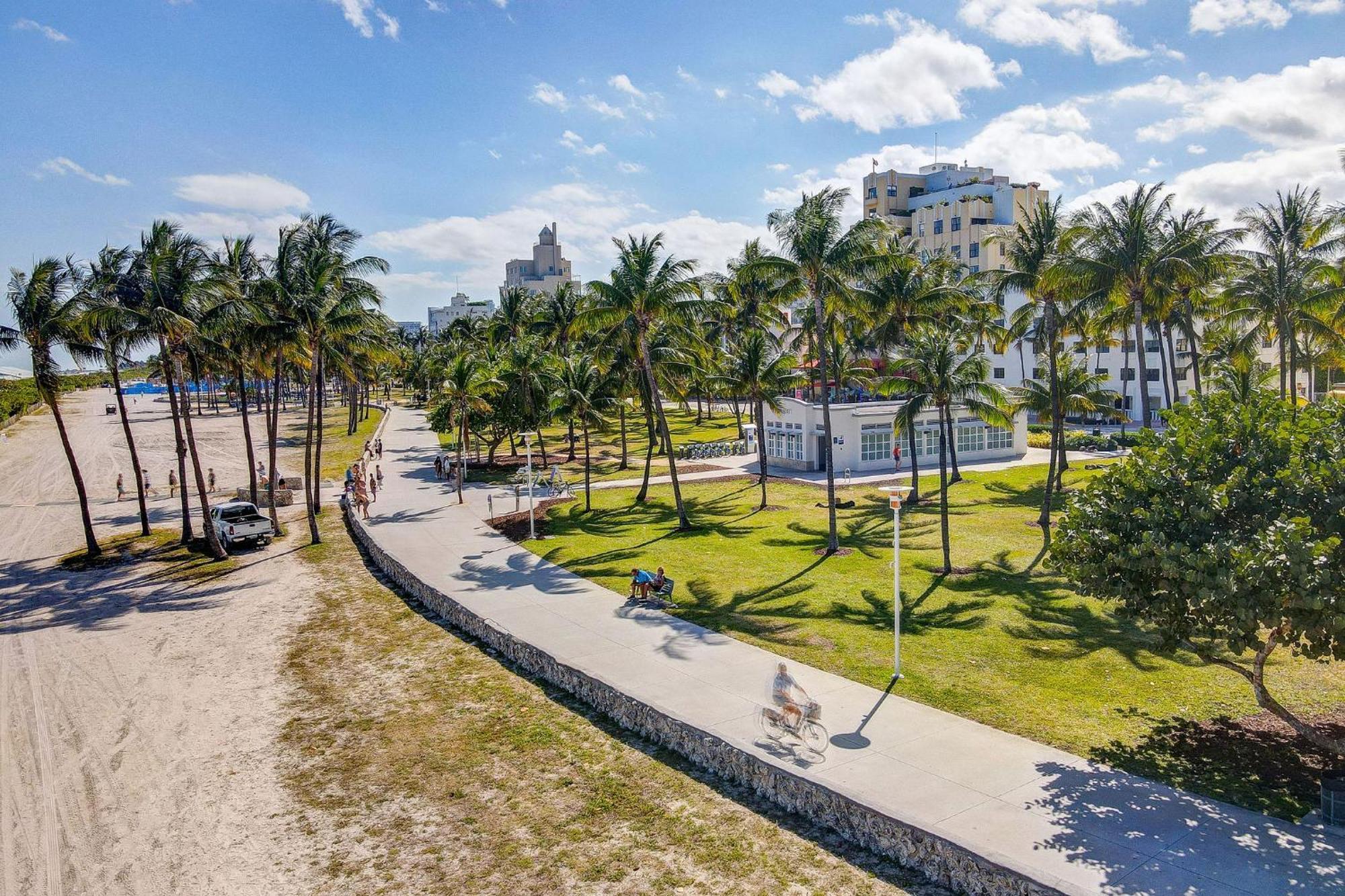Fun & Value Ocean Dr, South Beach, Steps To Apartamento Miami Beach